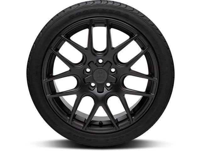 245/40R17 91W All-Season Tire D502