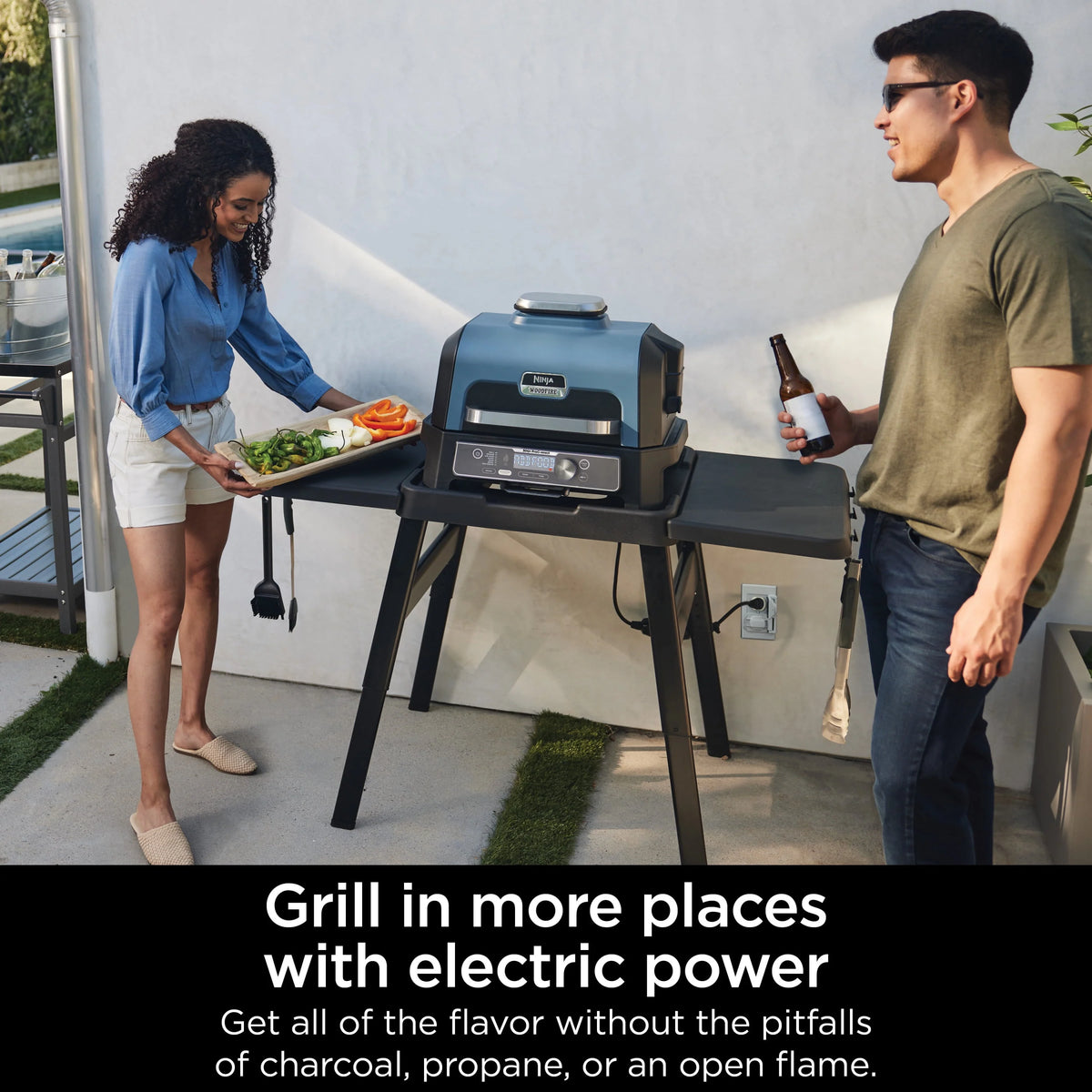 7-in-1 Outdoor Grill & Smoker Z81220