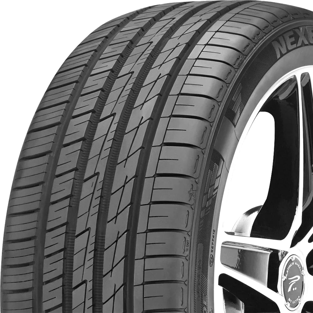 225/45R19 96W All-Season Tire X2389
