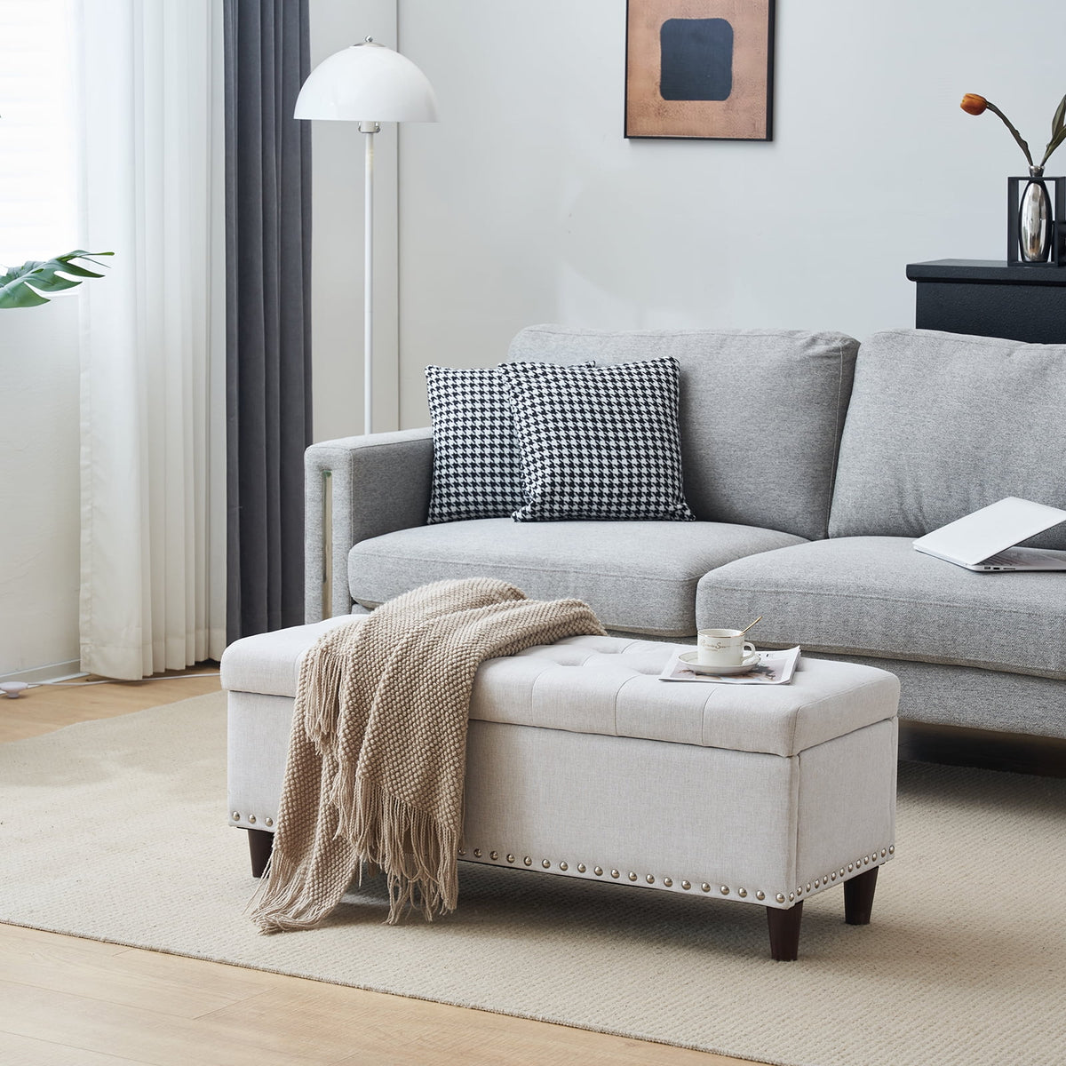 Off-White Linen Upholstered Storage Bench W2719
