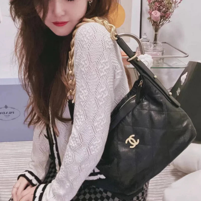 Black Calfskin Leather Hobo Bag N685