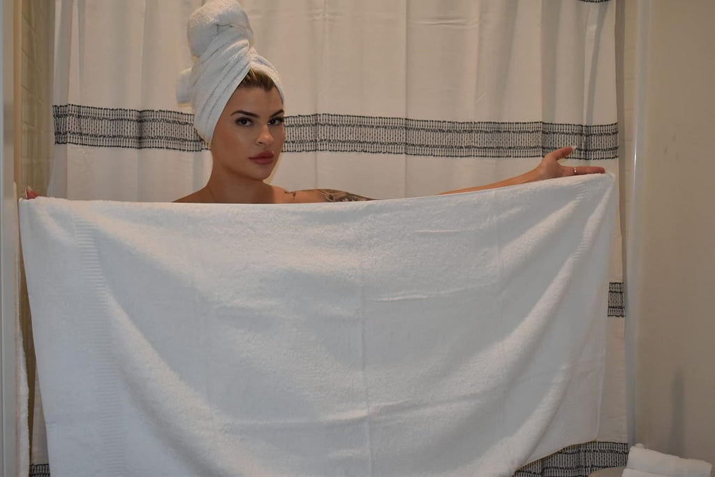 36 White Economy Bath Towel 24x50 Inches, 1 Dozen U9414