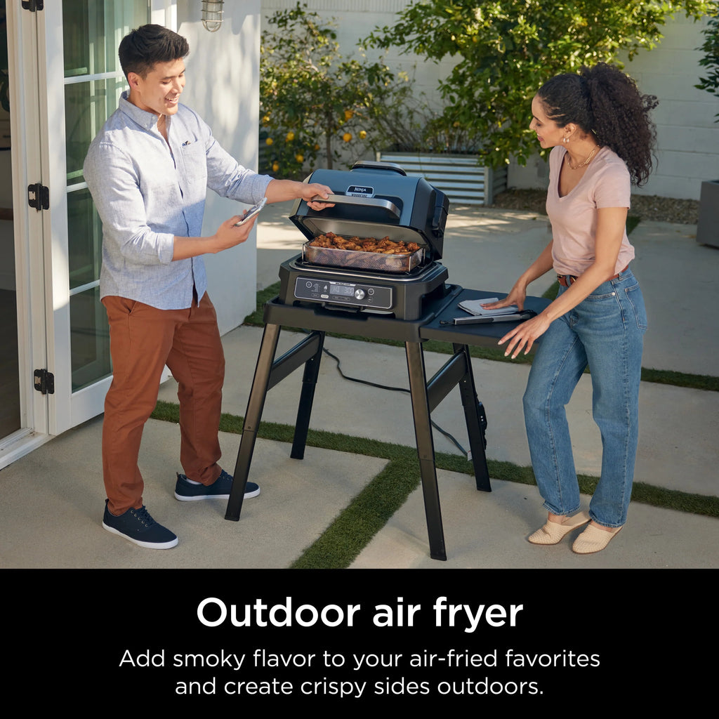 7-in-1 Outdoor Grill & Smoker Z81220