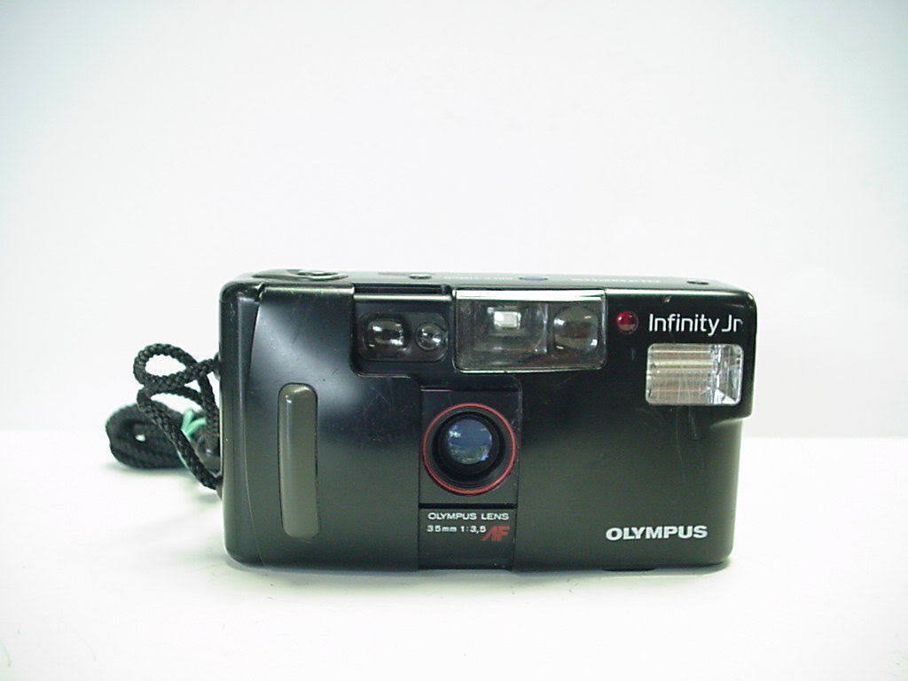 35mm Point & Shoot Film Camera H203032