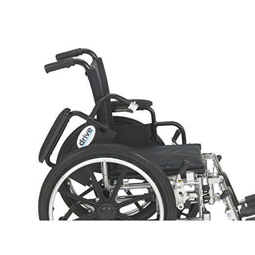 Viper Wheelchair with Flip Back Removable Arms U5352