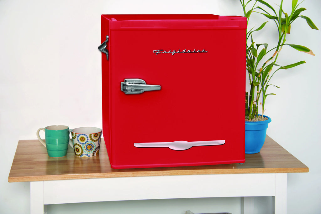 Retro Mini Bar Refrigerator F54665